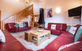 Snow Retreat Chalet Pandora, La Tania, Courchevel, 15 person , wifi
